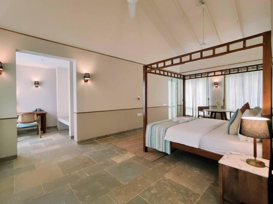 Barcelona Villas At Love Story Siolim- 3Bhk Private Pool Villas Екстериор снимка
